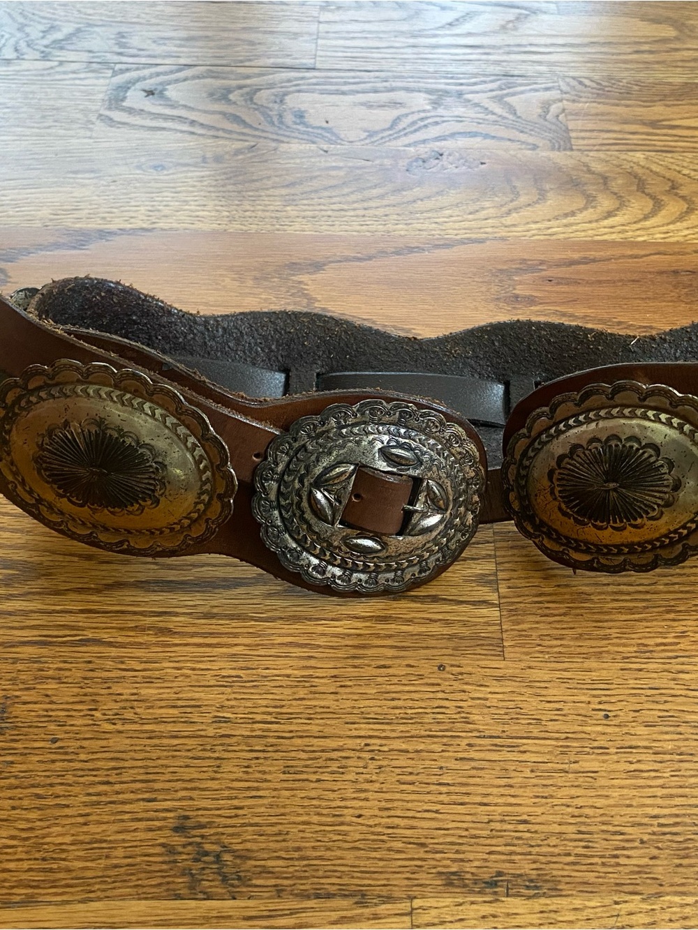 Ralph Lauren Brown Leather Concho Belt with Antique Western Details - Picture 4 of 5